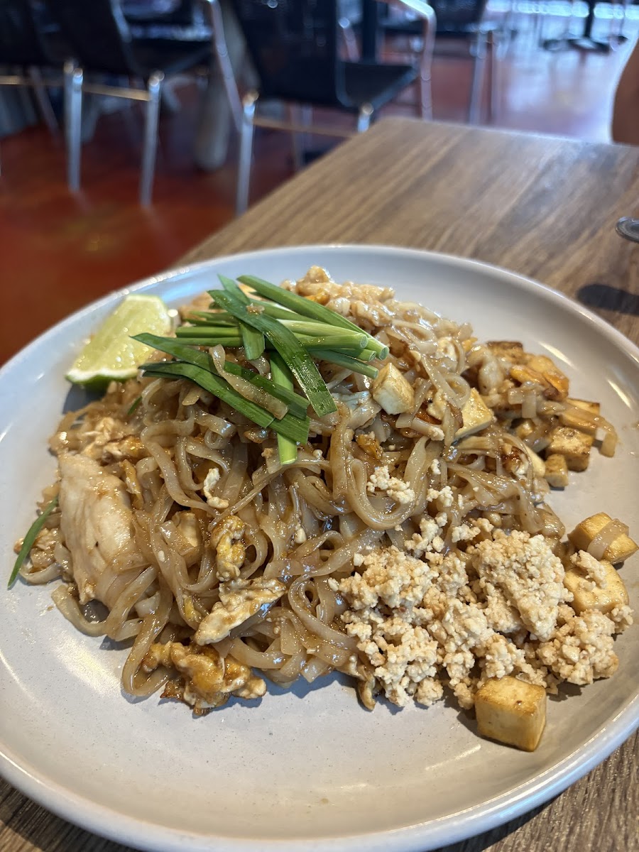 Yummy Thai At Morisset Photos 2